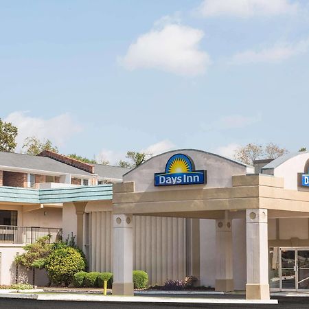 Days Inn By Wyndham 阿森斯 外观 照片