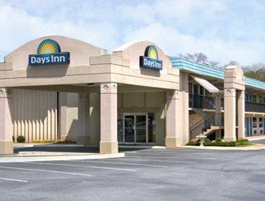 Days Inn By Wyndham 阿森斯 外观 照片